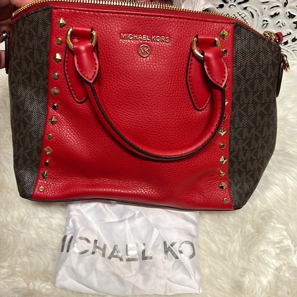 Michael Kors Signature Sienna Small Messenger - Picture 2 of 7
